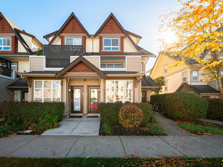 54-7155 189 Street, Surrey, BC, V4N 5S8