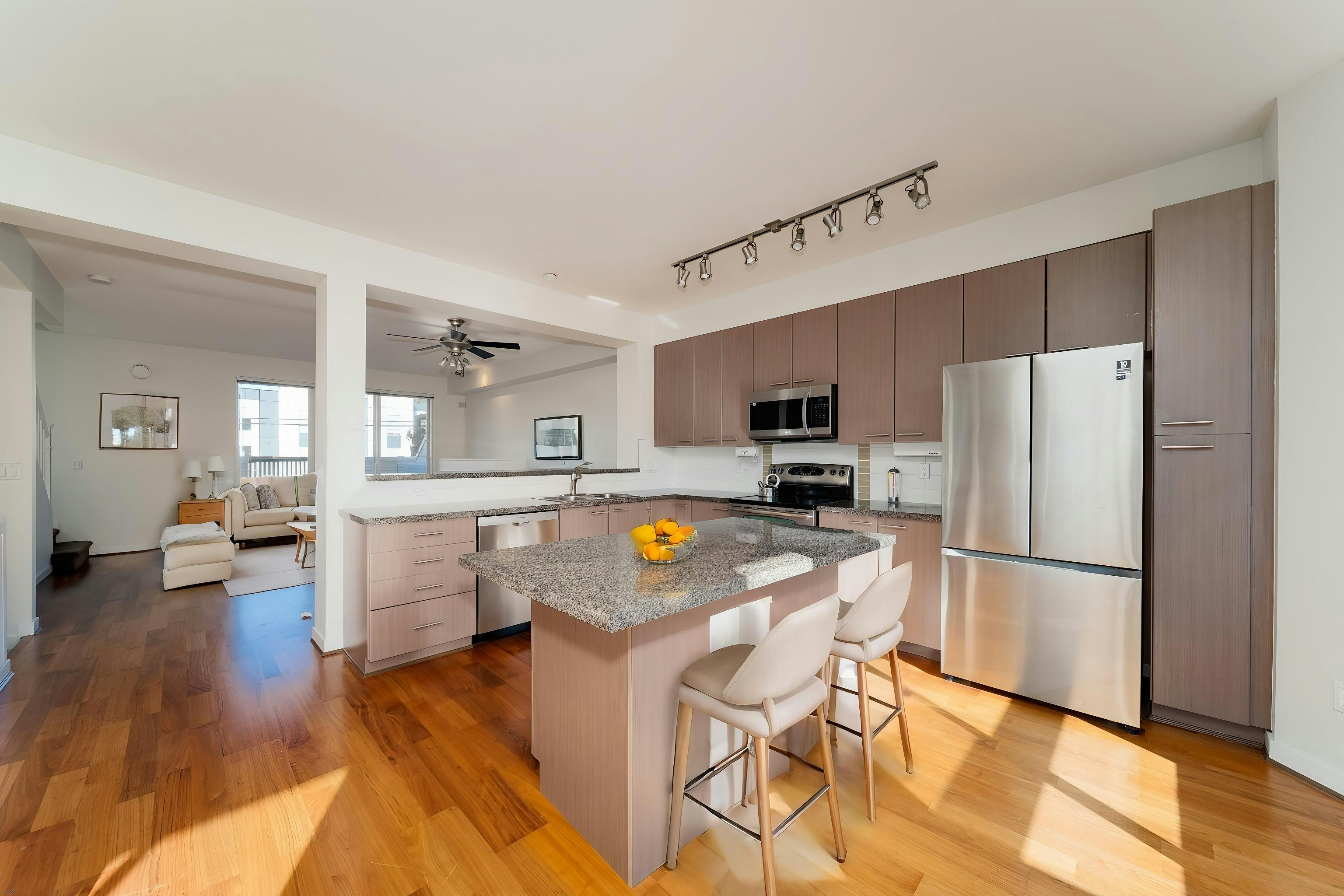 54-7155 189 Street - 2