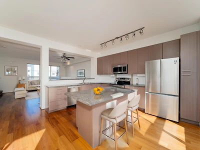54-7155 189 Street - 2