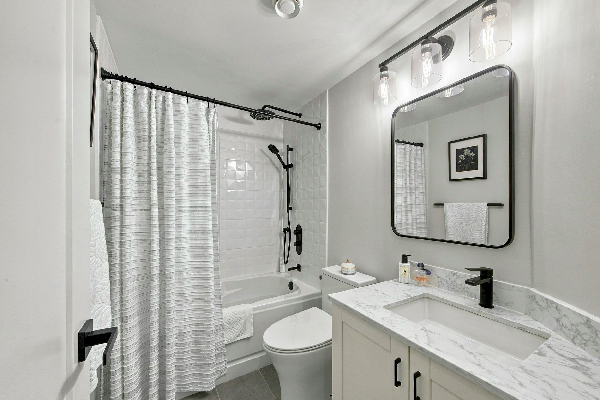 210-2181 W 10th Avenue, Vancouver, BC, V6K 2H7 - 23