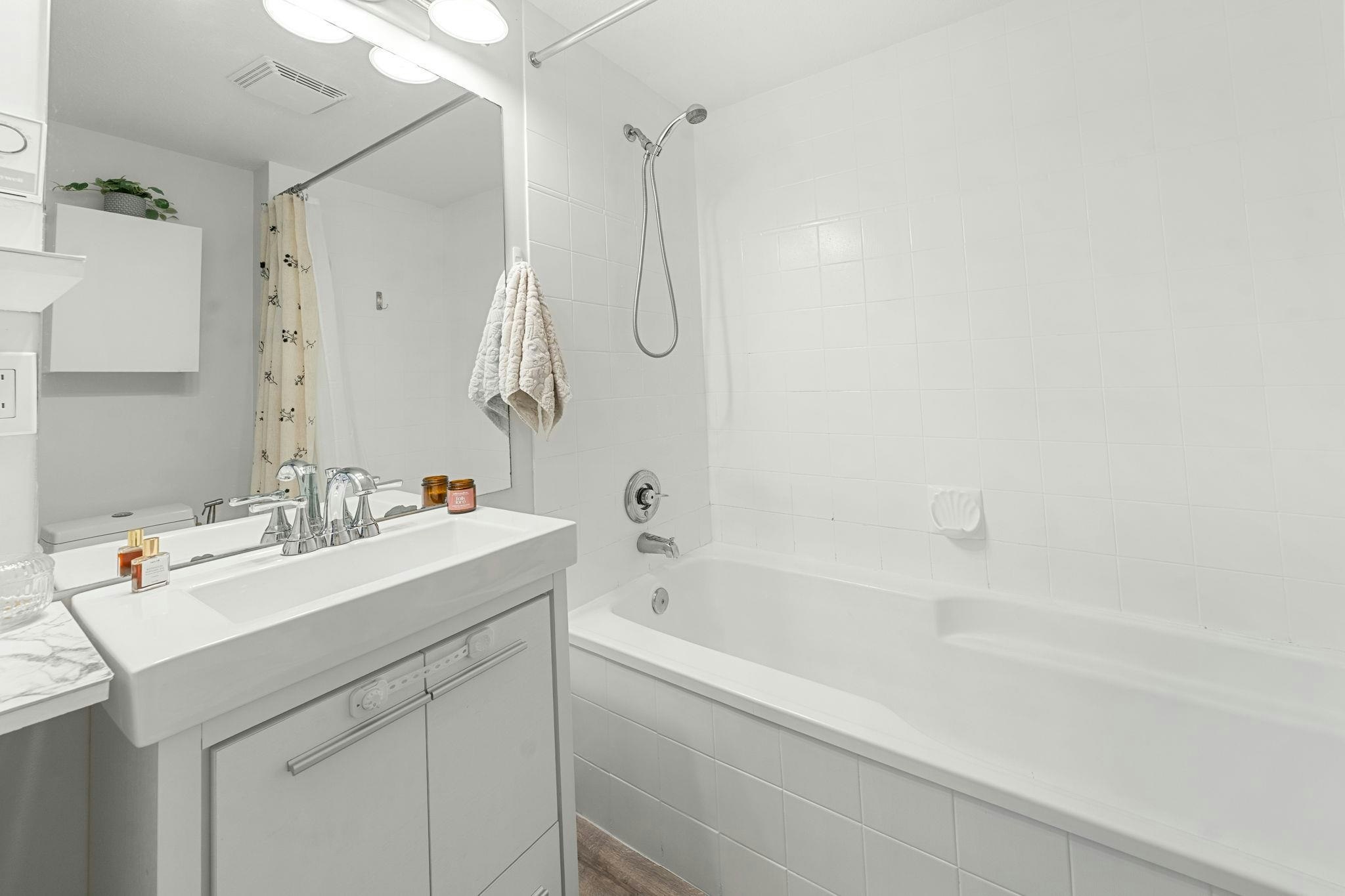 19-2133 St George's Avenue, North Vancouver, BC, V7L 3K5 - 29