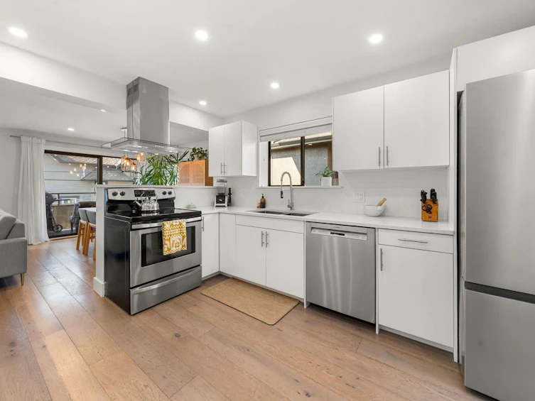 19-2133 St George's Avenue, North Vancouver, BC, V7L 3K5 - 14