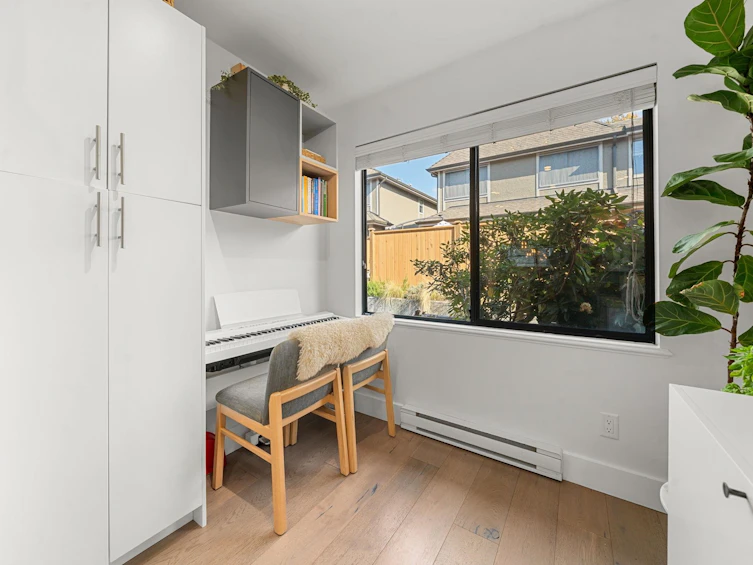 19-2133 St George's Avenue, North Vancouver, BC, V7L 3K5 - 20