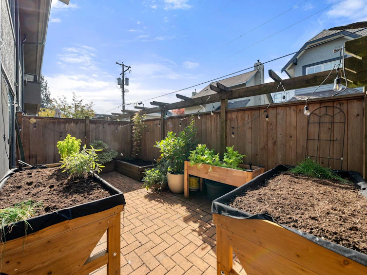 19-2133 St George's Avenue, North Vancouver, BC, V7L 3K5 - 32