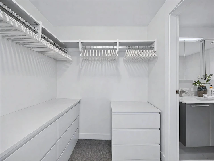 1005-4638 Gladstone Street, Vancouver, BC, V5N 0G5 - 17