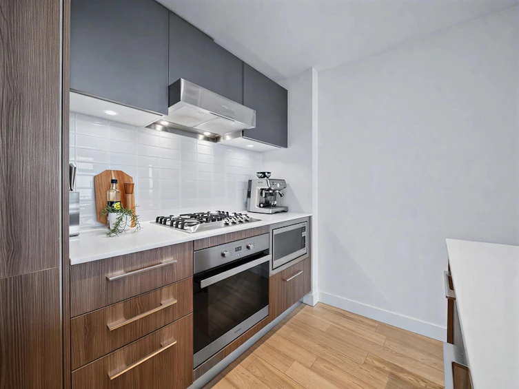 1005-4638 Gladstone Street, Vancouver, BC, V5N 0G5 - 11