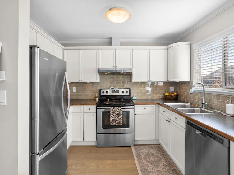 7-245 E 5th Street, North Vancouver, BC, V7L 1L8 - 10