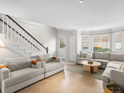 7-245 E 5th Street - 2