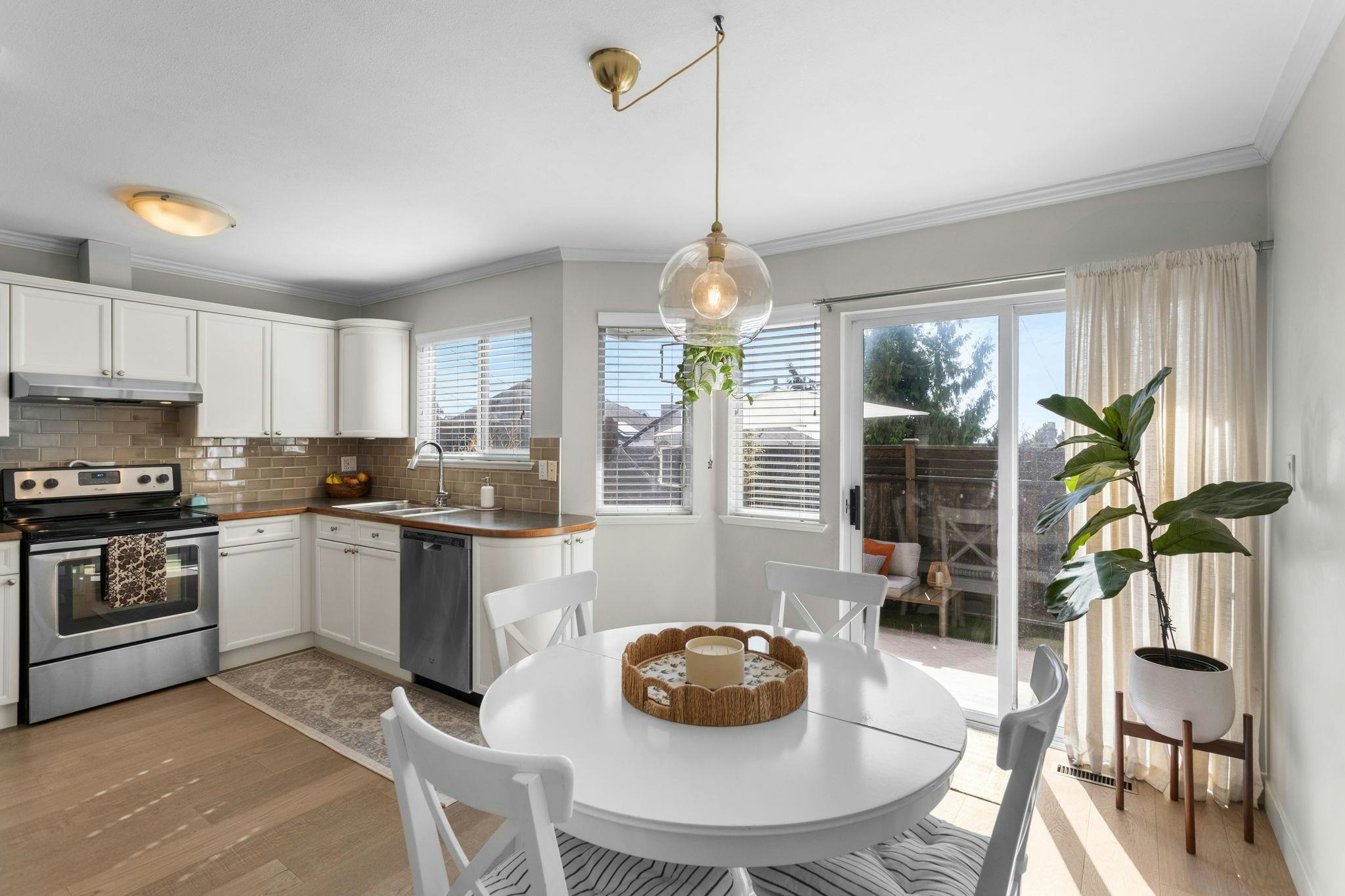 7-245 E 5th Street, North Vancouver, BC, V7L 1L8 - 8