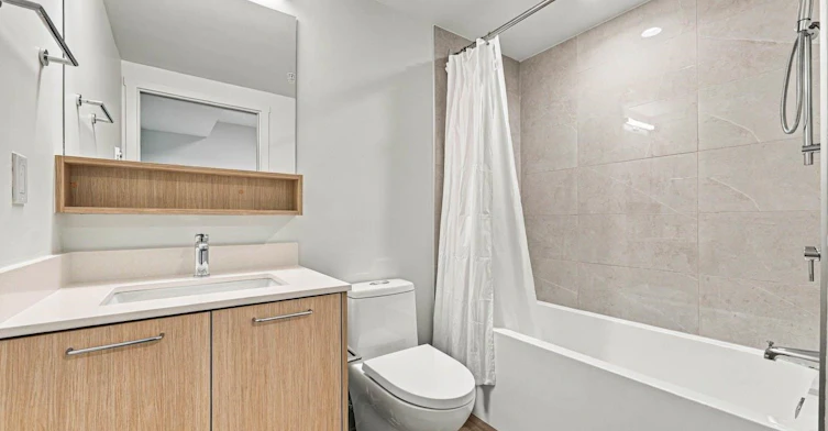 225-1529 Oxford, North Vancouver, BC, V7J 0G2 - 14