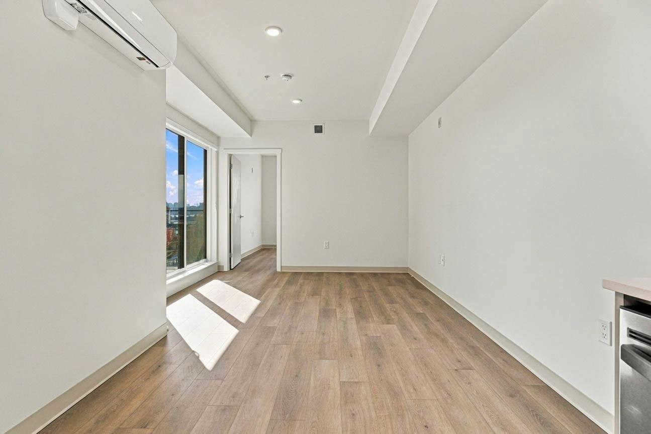 613-1529 Oxford, North Vancouver, BC, V7J 0G2 - 10