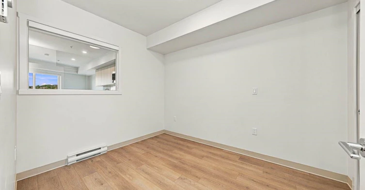620-1529 Oxford, North Vancouver, BC, V7J 0G2 - 3