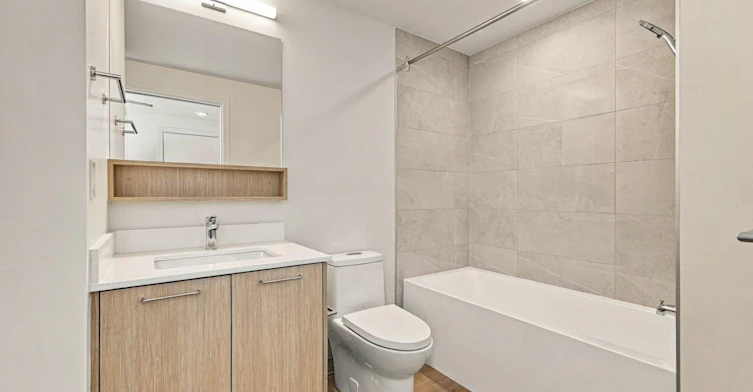 620-1529 Oxford, North Vancouver, BC, V7J 0G2 - 4