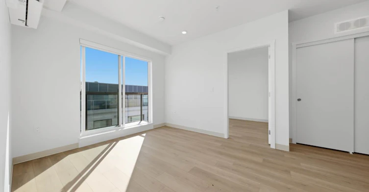 606-1529 Oxford, North Vancouver, BC, V7J 0G2 - 12