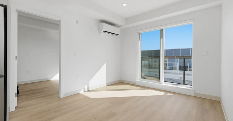 606-1529 Oxford, North Vancouver, BC, V7J 0G2 - 11