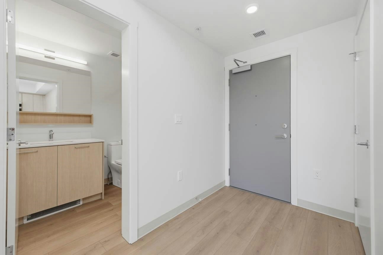 606-1529 Oxford, North Vancouver, BC, V7J 0G2 - 5