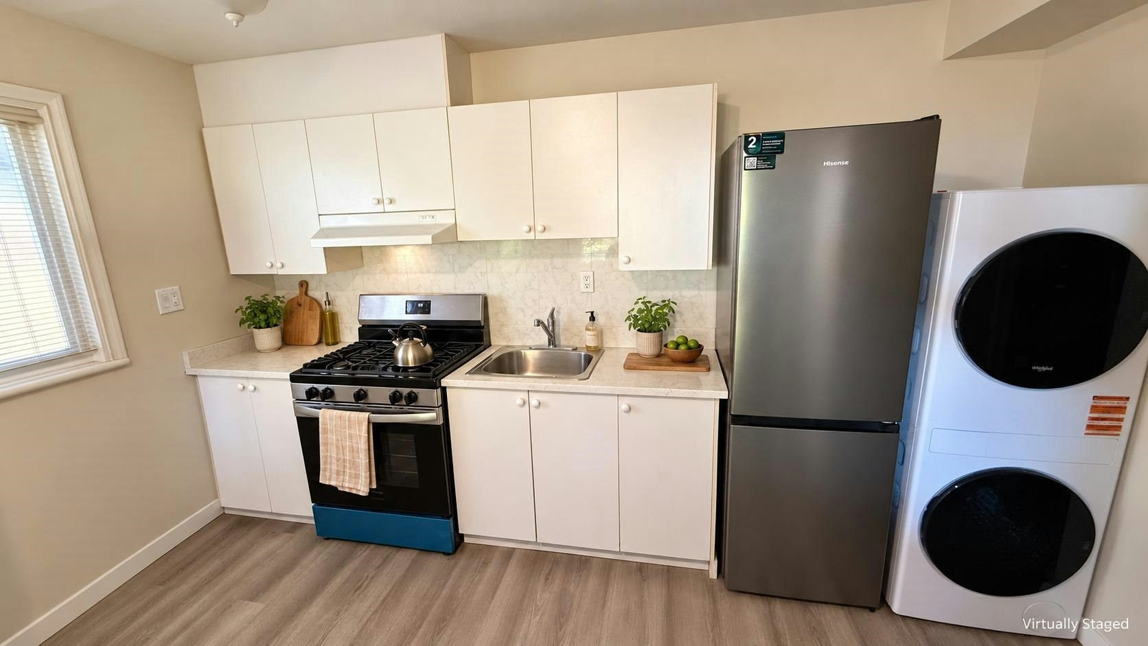 3311 E 45th Avenue, Vancouver, BC, V5R 3E6 - 2