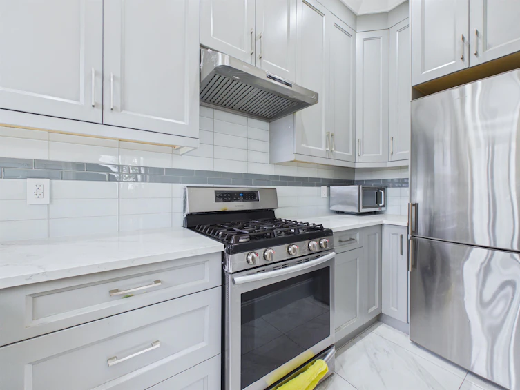 5410 Patrick Street, Burnaby, BC, V5J 3B3 - 8