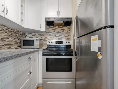 108-910 W 8th Avenue - 5