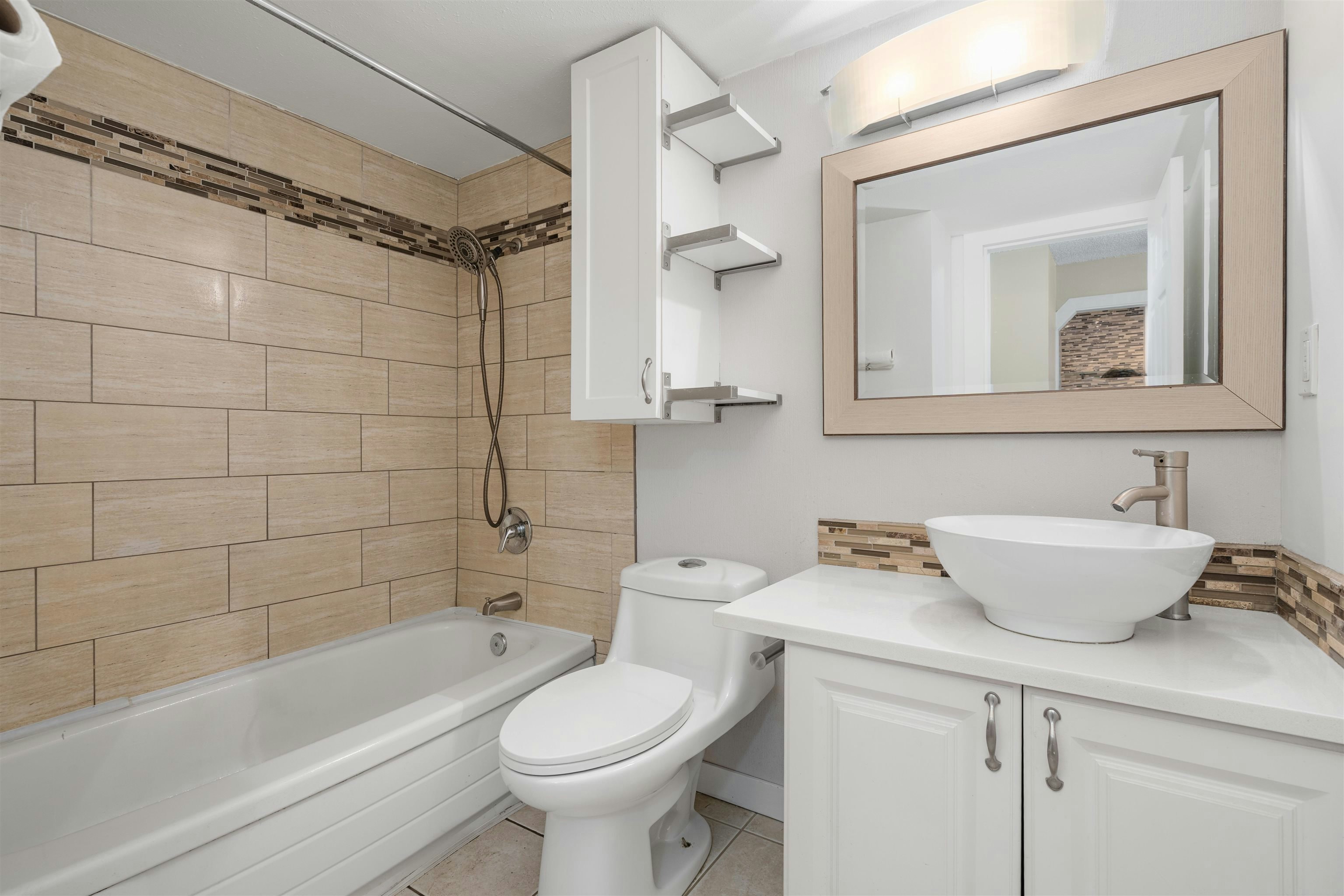 108-910 W 8th Avenue, Vancouver, BC, V5Z 1E5 - 6