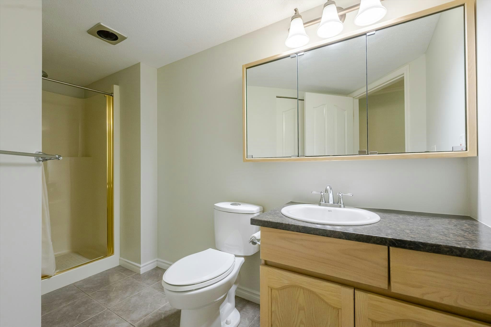 102-2491 Gladwin Road, Abbotsford, BC, V2T 3N8 - 22