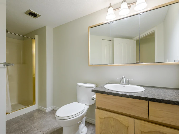 102-2491 Gladwin Road, Abbotsford, BC, V2T 3N8 - 22