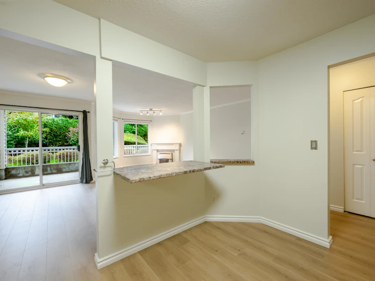 102-2491 Gladwin Road, Abbotsford, BC, V2T 3N8 - 13