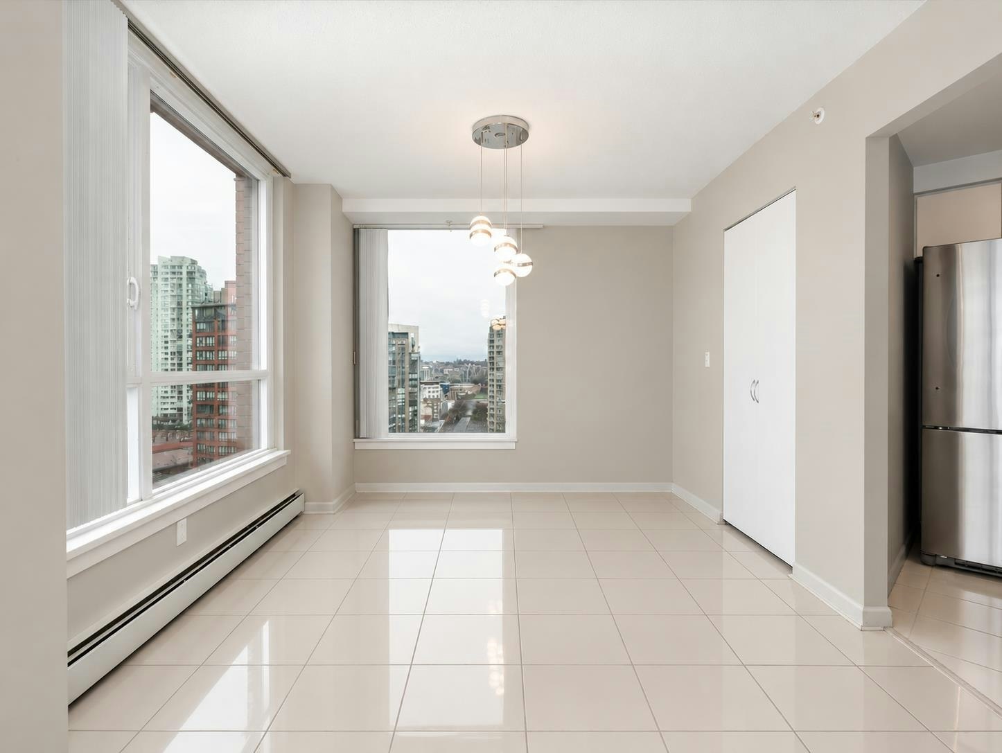 1206-388 Drake Street - 3