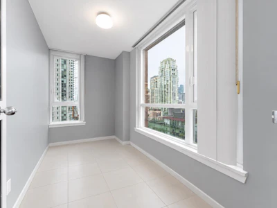 1206-388 Drake Street - 5