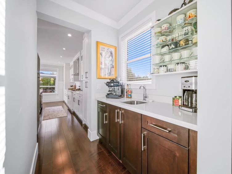 355 E 15th Street, North Vancouver, BC, V7L 2R6 - 11