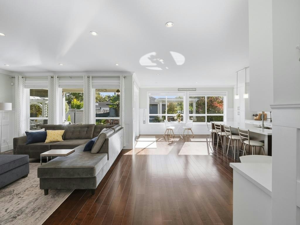 355 E 15th Street, North Vancouver, BC, V7L 2R6 - 8