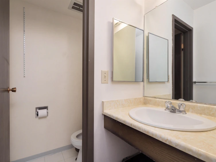 206-3451 Springfield Drive, Richmond, BC, V7E 1Z2 - 16