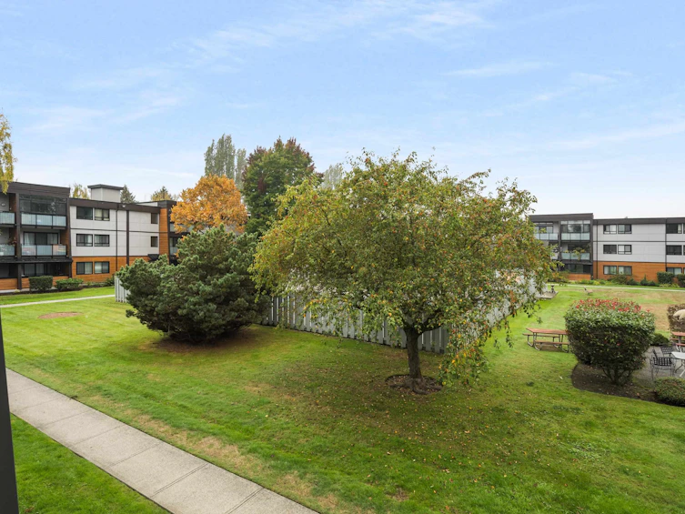 206-3451 Springfield Drive, Richmond, BC, V7E 1Z2 - 26