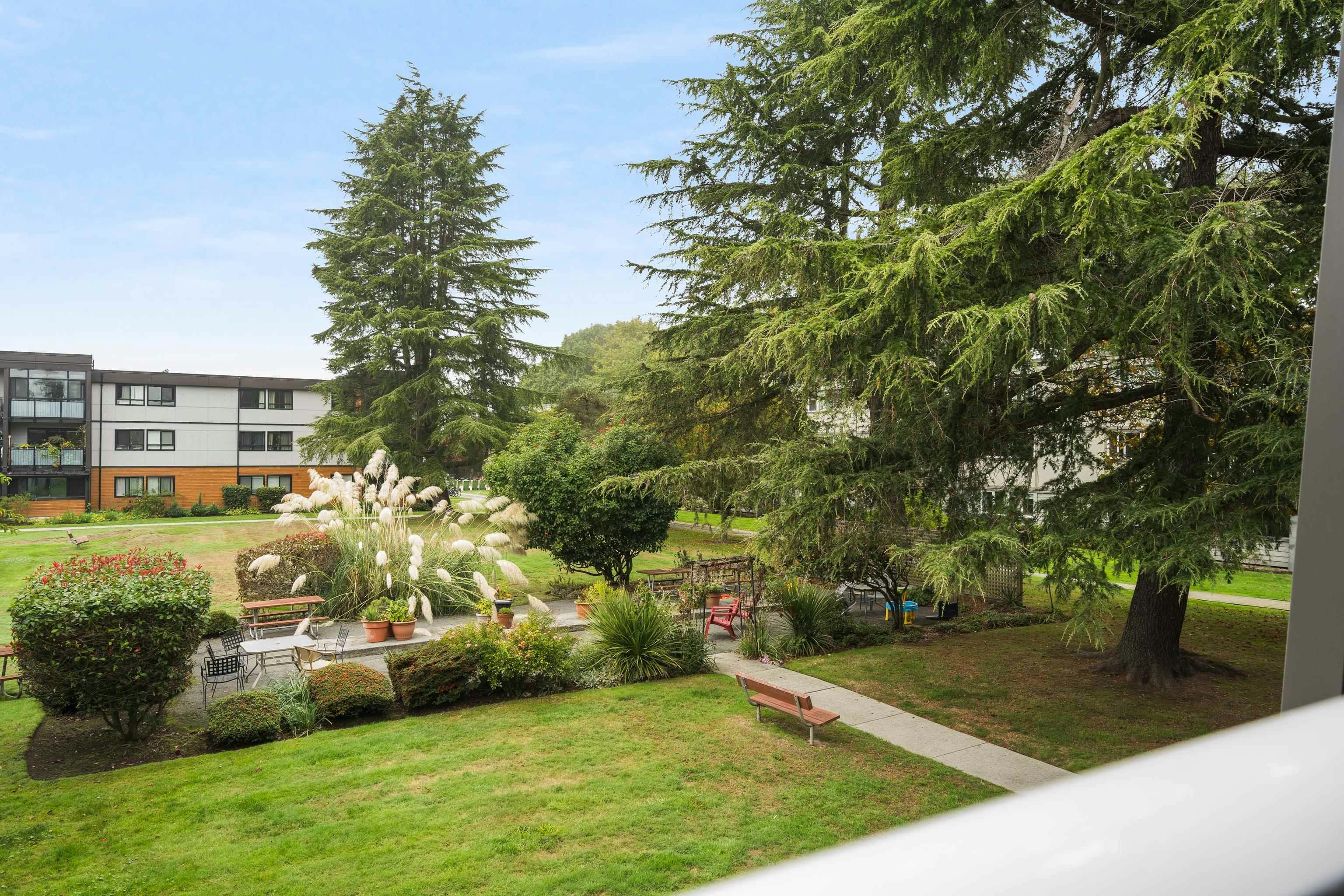206-3451 Springfield Drive, Richmond, BC, V7E 1Z2 - 27