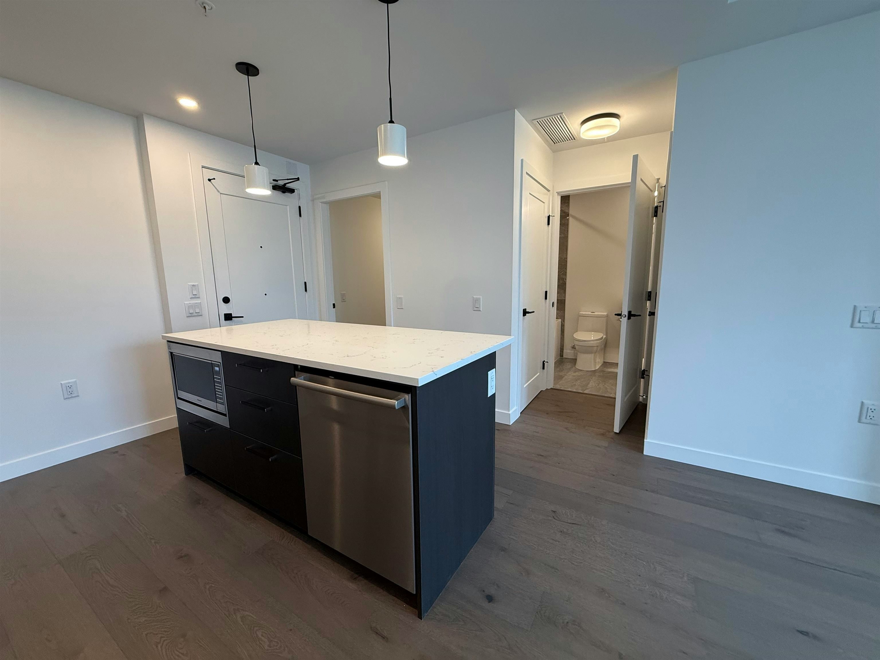 208-6859 Cambie Street, Vancouver, BC, V6P 3H1 - 8