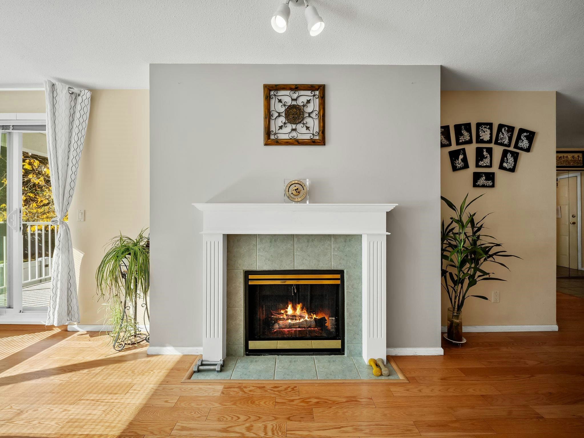 220-9688 148 Street, Surrey, BC, V3R 0W2 - 6