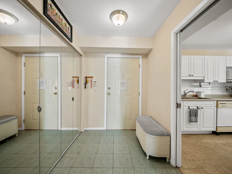 220-9688 148 Street, Surrey, BC, V3R 0W2 - 27