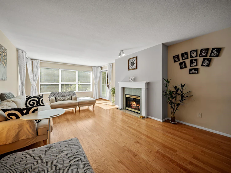 220-9688 148 Street, Surrey, BC, V3R 0W2 - 5