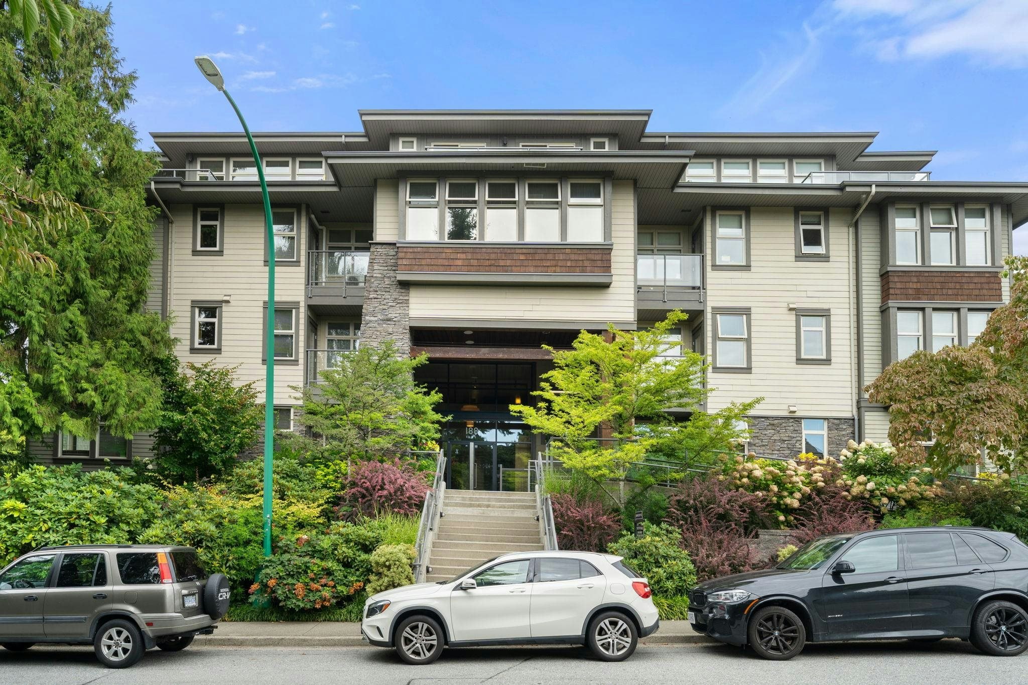 208-188 W 29 Street, North Vancouver, BC, V7N 0A2