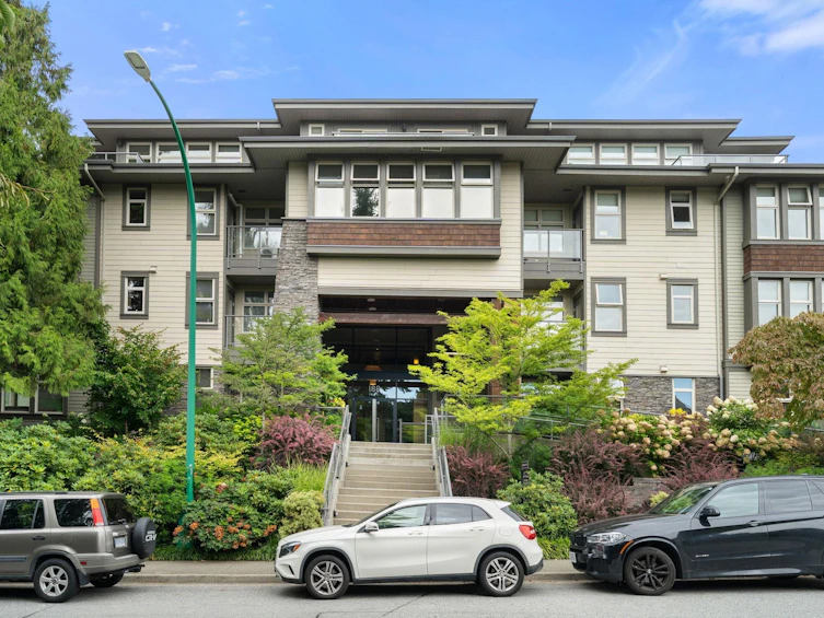 208-188 W 29 Street, North Vancouver, BC, V7N 0A2
