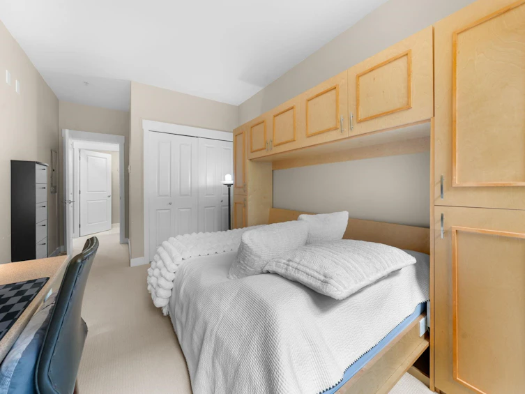 208-188 W 29 Street, North Vancouver, BC, V7N 0A2 - 29