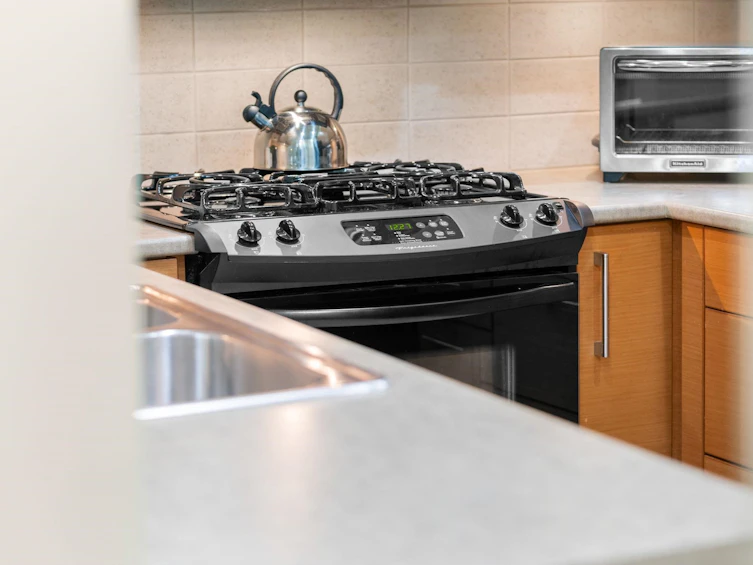 208-188 W 29 Street, North Vancouver, BC, V7N 0A2 - 17