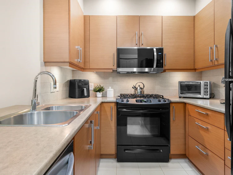 208-188 W 29 Street, North Vancouver, BC, V7N 0A2 - 14