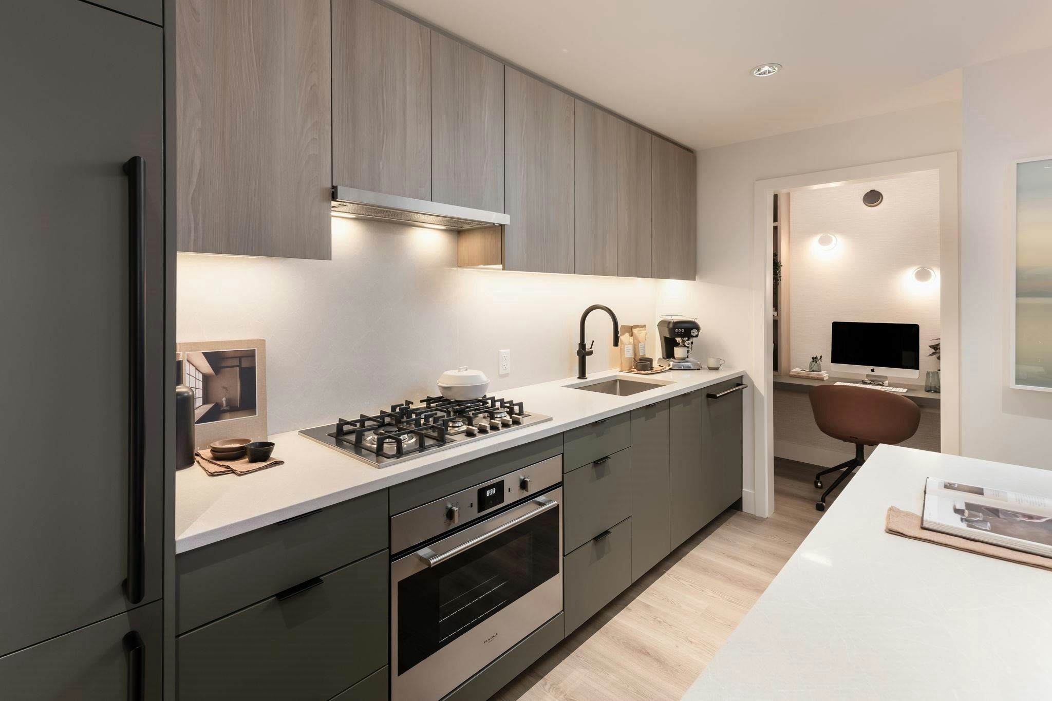 425-8633 River District Crossing, Vancouver, BC, V5S 4N4