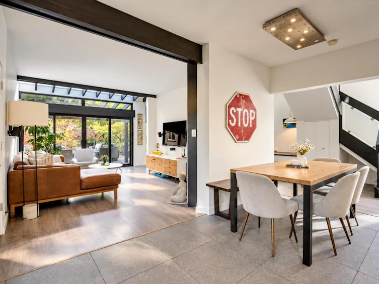 2835 W 13th Avenue, Vancouver, BC, V6K 2T6 - 11