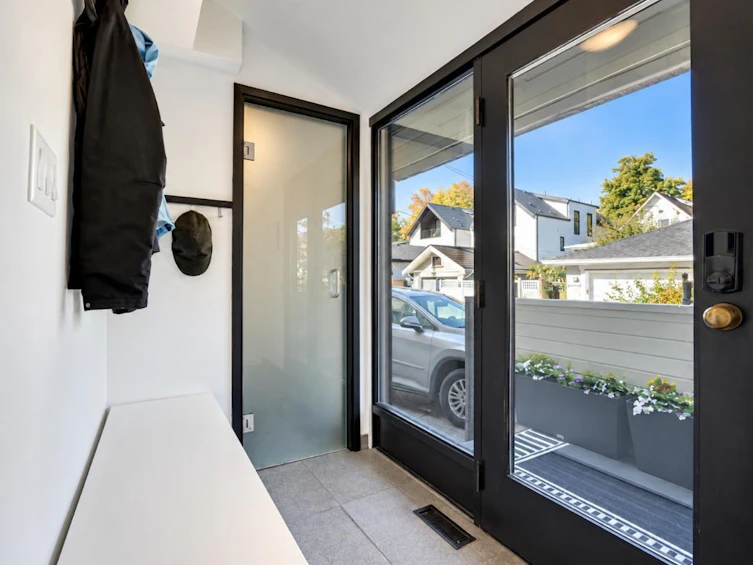 2835 W 13th Avenue, Vancouver, BC, V6K 2T6 - 17