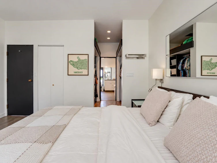 2835 W 13th Avenue, Vancouver, BC, V6K 2T6 - 31