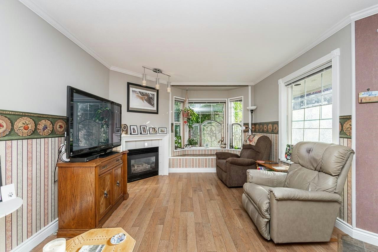 43-23085 118 Avenue - 5