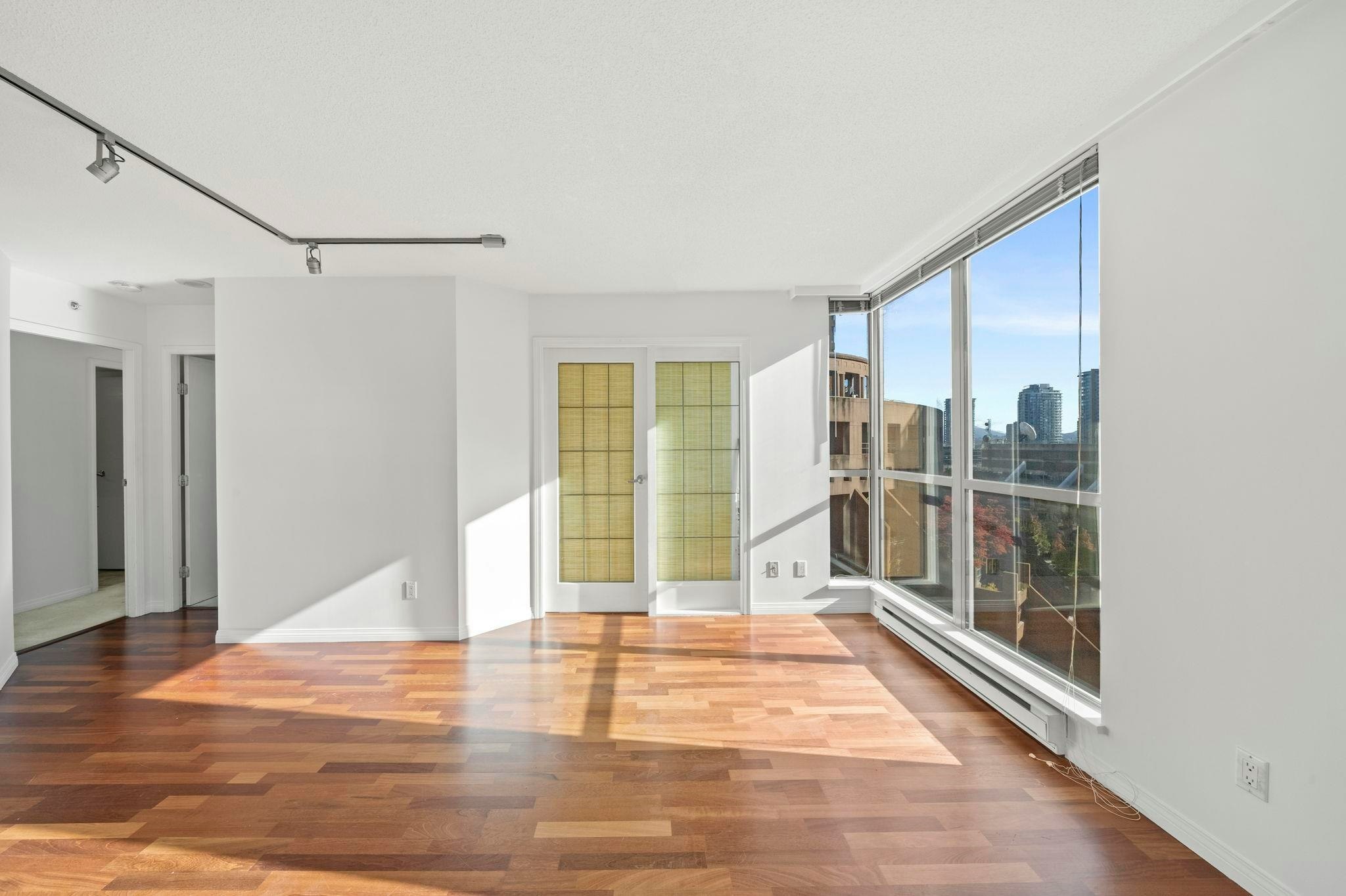 1008-822 Homer Street, Vancouver, BC, V6B 6M3 - 16