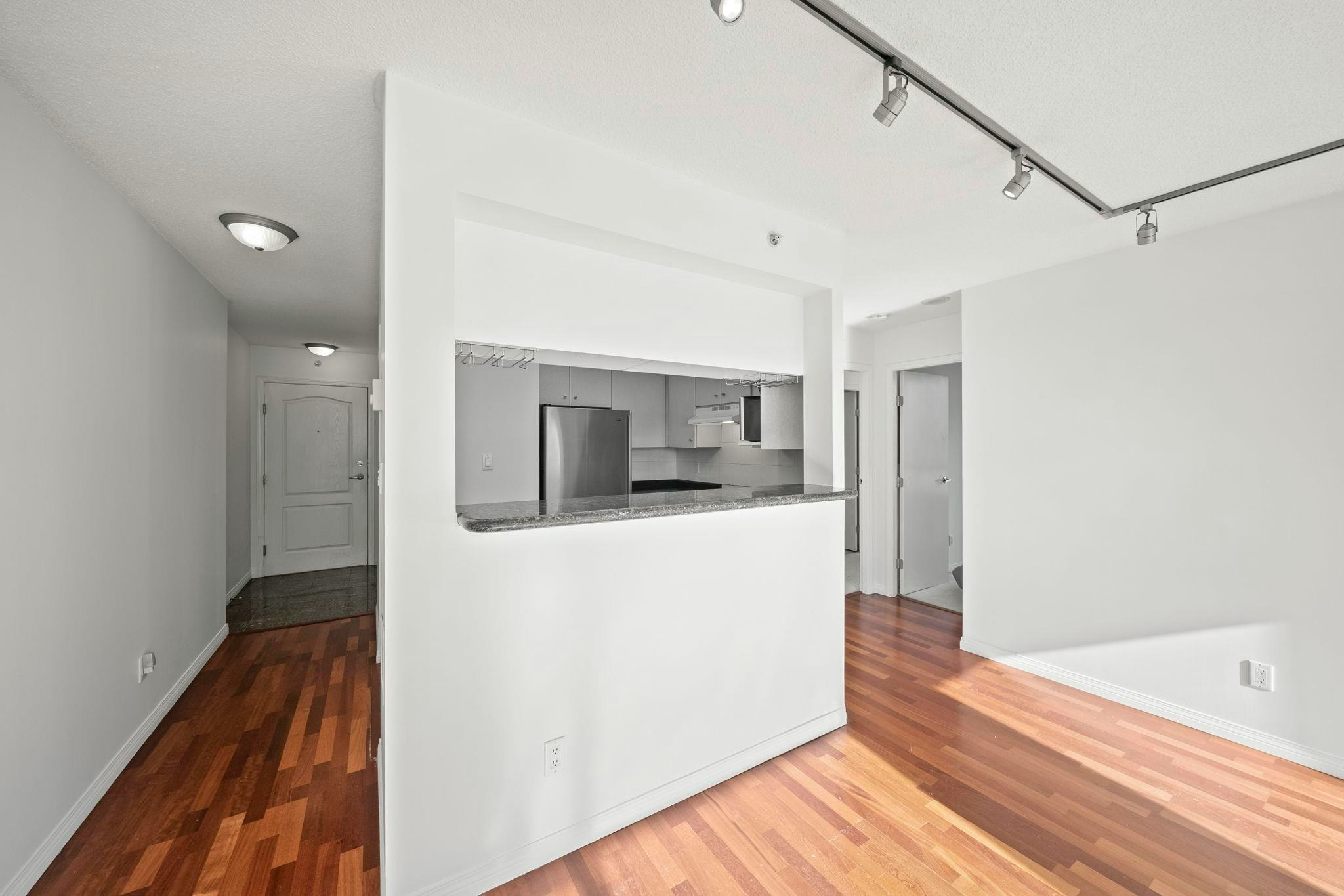1008-822 Homer Street, Vancouver, BC, V6B 6M3 - 28